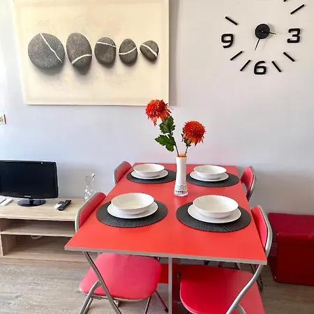 Apartbeach Ancora Junto Playa *